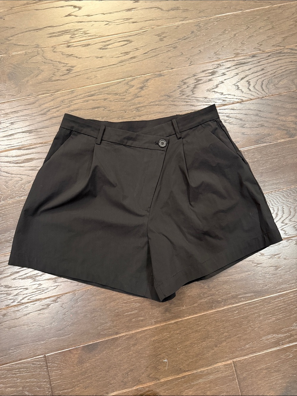 Modern Citizen Black Tailored  Shorts